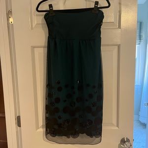 EUC JW Maternity dress, size Large